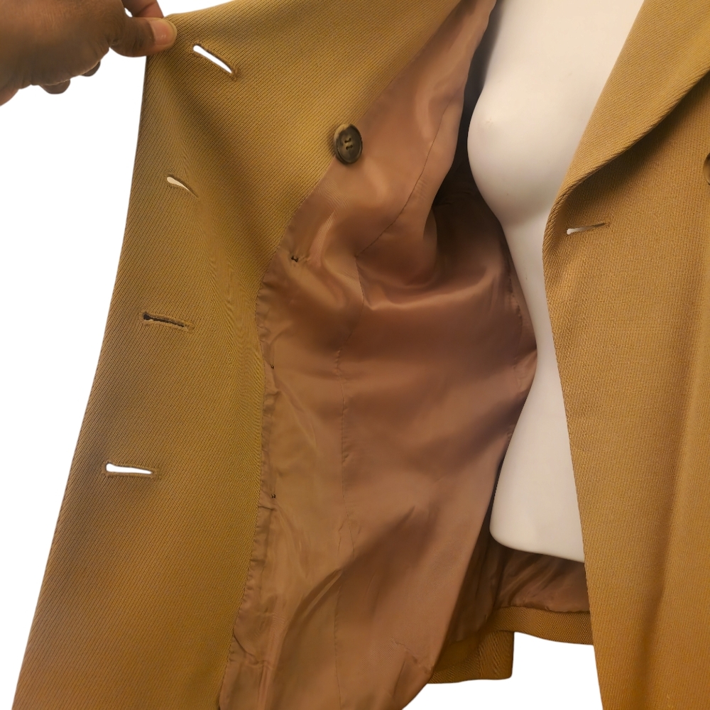 Vintage DKNY Women's Camel Double-Breasted Jacket Size 6 - Picture 2 of 7